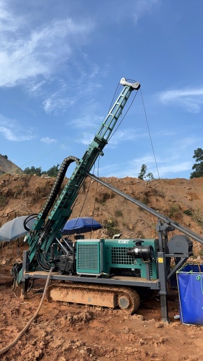 KS1000 crawler hydraulic core drilling rig